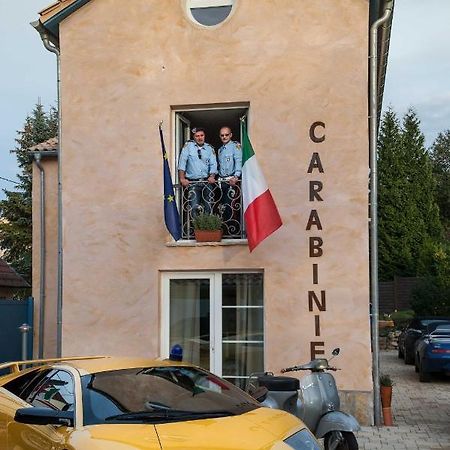 Casa Dei Carabinieri Hotel Merchweiler ภายนอก รูปภาพ