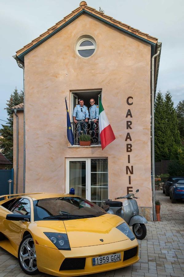Casa Dei Carabinieri Hotel Merchweiler ภายนอก รูปภาพ